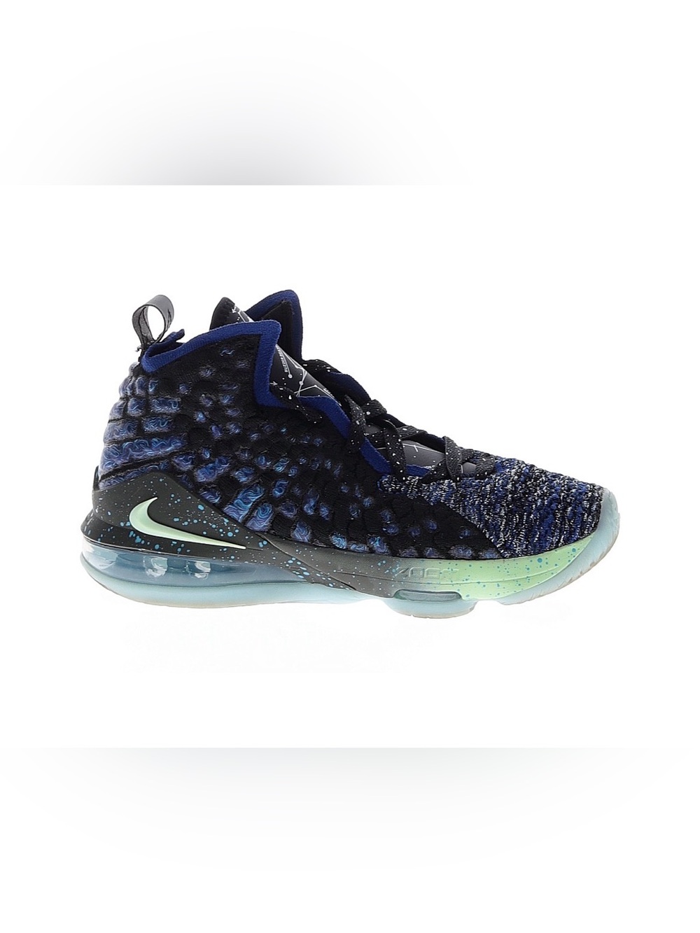Nike LeBron 17 “Constellations” Sneakers Size 5Y BQ5594-407
